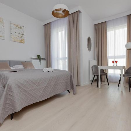 Golden Apartment Ursynow By Noclegi Renters Varšava Exteriér fotografie